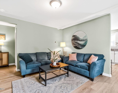 418 N Allen Road - Photo Thumbnail 5