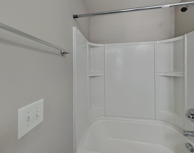 38 E Lumber Court - Photo Thumbnail 10