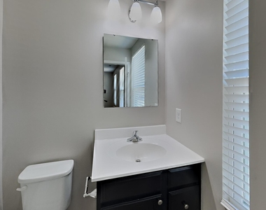38 E Lumber Court - Photo Thumbnail 9