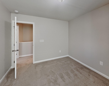 38 E Lumber Court - Photo Thumbnail 13