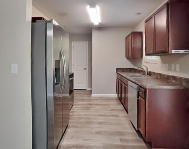 27 Anna Maria Court - Photo Thumbnail 4