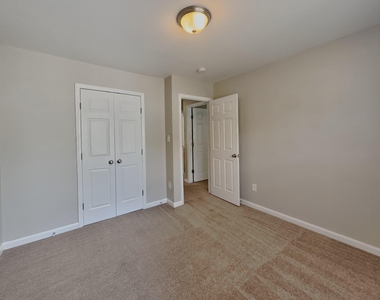 5224 Anchorage Way - Photo Thumbnail 13
