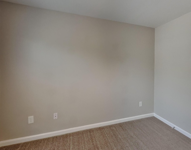 5224 Anchorage Way - Photo Thumbnail 12