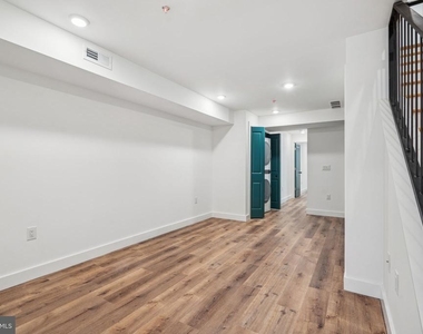 2630 N 11th Street - Photo Thumbnail 5
