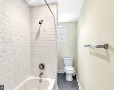 2033 E Letterly Street - Photo Thumbnail 16
