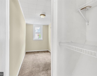 2033 E Letterly Street - Photo Thumbnail 13