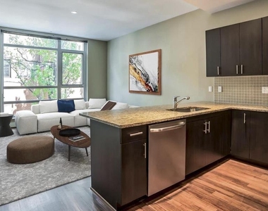 521 S Broad Street - Photo Thumbnail 11