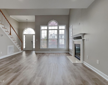 79 Kerrylane Drive - Photo Thumbnail 1