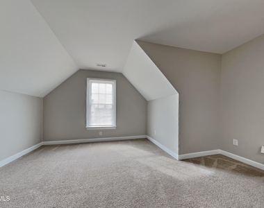 79 Kerrylane Drive - Photo Thumbnail 16