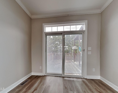 79 Kerrylane Drive - Photo Thumbnail 2