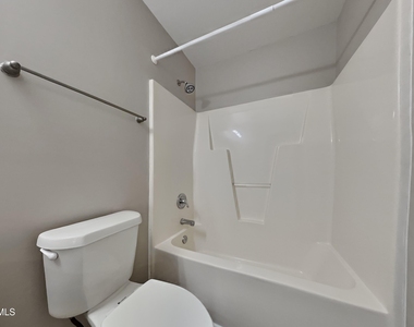 79 Kerrylane Drive - Photo Thumbnail 13