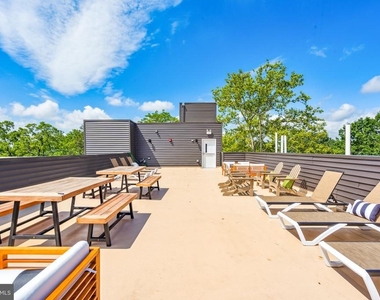 6144 Germantown Avenue - Photo Thumbnail 11