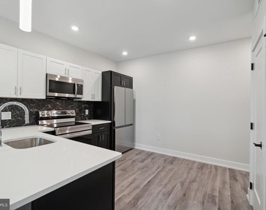 6144 Germantown Avenue - Photo Thumbnail 3