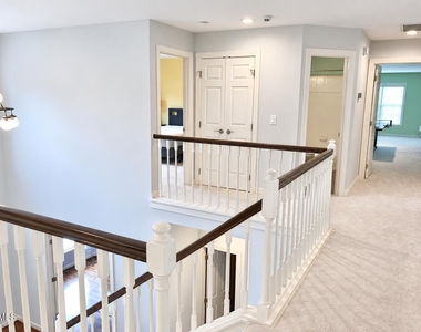 214 Clearport Drive - Photo Thumbnail 14