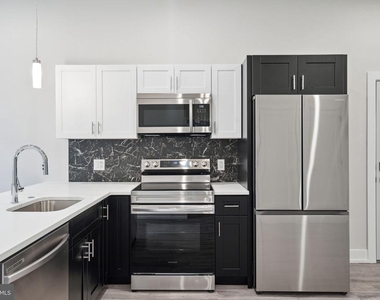 6144 Germantown Avenue - Photo Thumbnail 7
