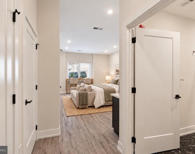 6144 Germantown Avenue - Photo Thumbnail 10