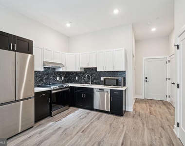 6144 Germantown Avenue - Photo Thumbnail 1