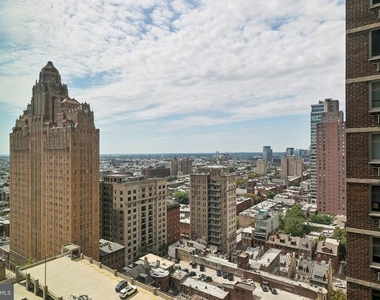 1420 Locust Street - Photo Thumbnail 10