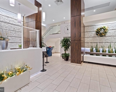 1420 Locust Street - Photo Thumbnail 17