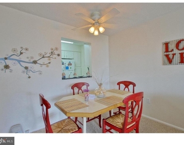 1420 Locust - Photo Thumbnail 4