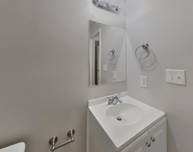 105 Pinto Lane - Photo Thumbnail 15