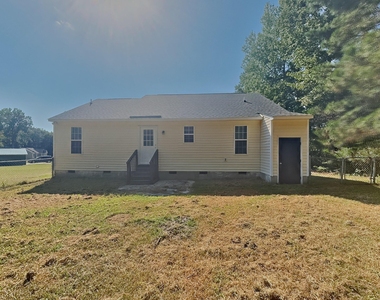 105 Pinto Lane - Photo Thumbnail 17