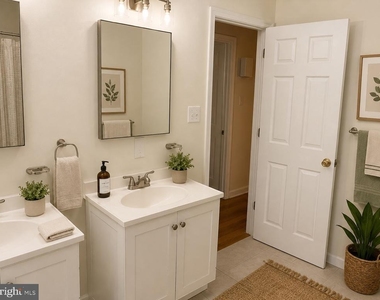 1739 W Berks Street - Photo Thumbnail 3
