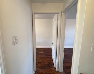 4806 Rosalie Street - Photo Thumbnail 8
