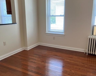 18 W Spring Avenue - Photo Thumbnail 6
