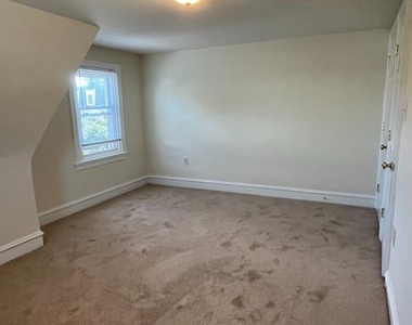 18 W Spring Avenue - Photo Thumbnail 18