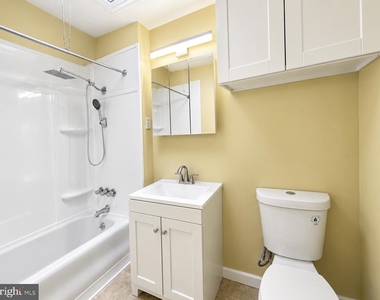 320 Highland Avenue - Photo Thumbnail 19