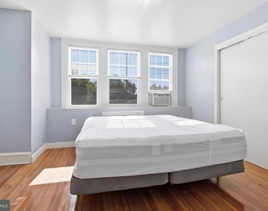 320 Highland Avenue - Photo Thumbnail 13