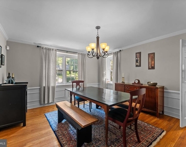 507 Meadowbrook Circle - Photo Thumbnail 5