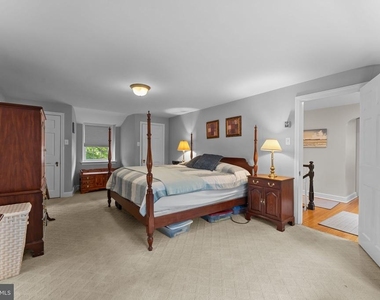 507 Meadowbrook Circle - Photo Thumbnail 22