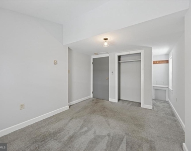 117 E Miner Street - Photo Thumbnail 3