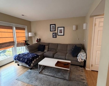 572 Atwood Court - Photo Thumbnail 3