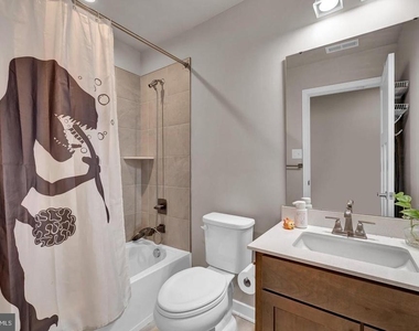 14 Pratt Lane - Photo Thumbnail 15