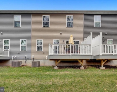 14 Pratt Lane - Photo Thumbnail 29