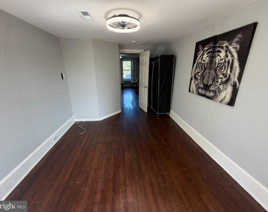 322 South Broad Street - Photo Thumbnail 4