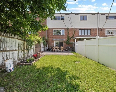 141 Laureba Avenue - Photo Thumbnail 19