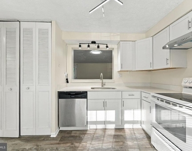 8 Victoria Manor Court - Photo Thumbnail 9