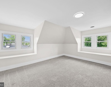 505 Newton Avenue - Photo Thumbnail 24