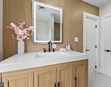 505 Newton Avenue - Photo Thumbnail 19
