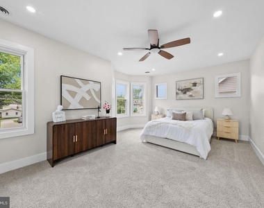 505 Newton Avenue - Photo Thumbnail 14