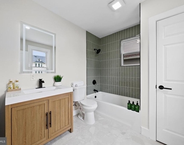 505 Newton Avenue - Photo Thumbnail 13