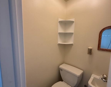 5607 Trento Avenue - Photo Thumbnail 2
