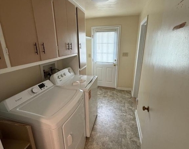5607 Trento Avenue - Photo Thumbnail 1