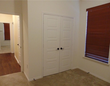 6201 Conestoga Wagon Way - Photo Thumbnail 12