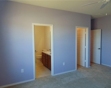 6201 Conestoga Wagon Way - Photo Thumbnail 19