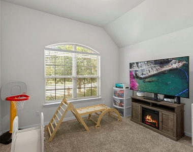 220 Algaroba Loop - Photo Thumbnail 21